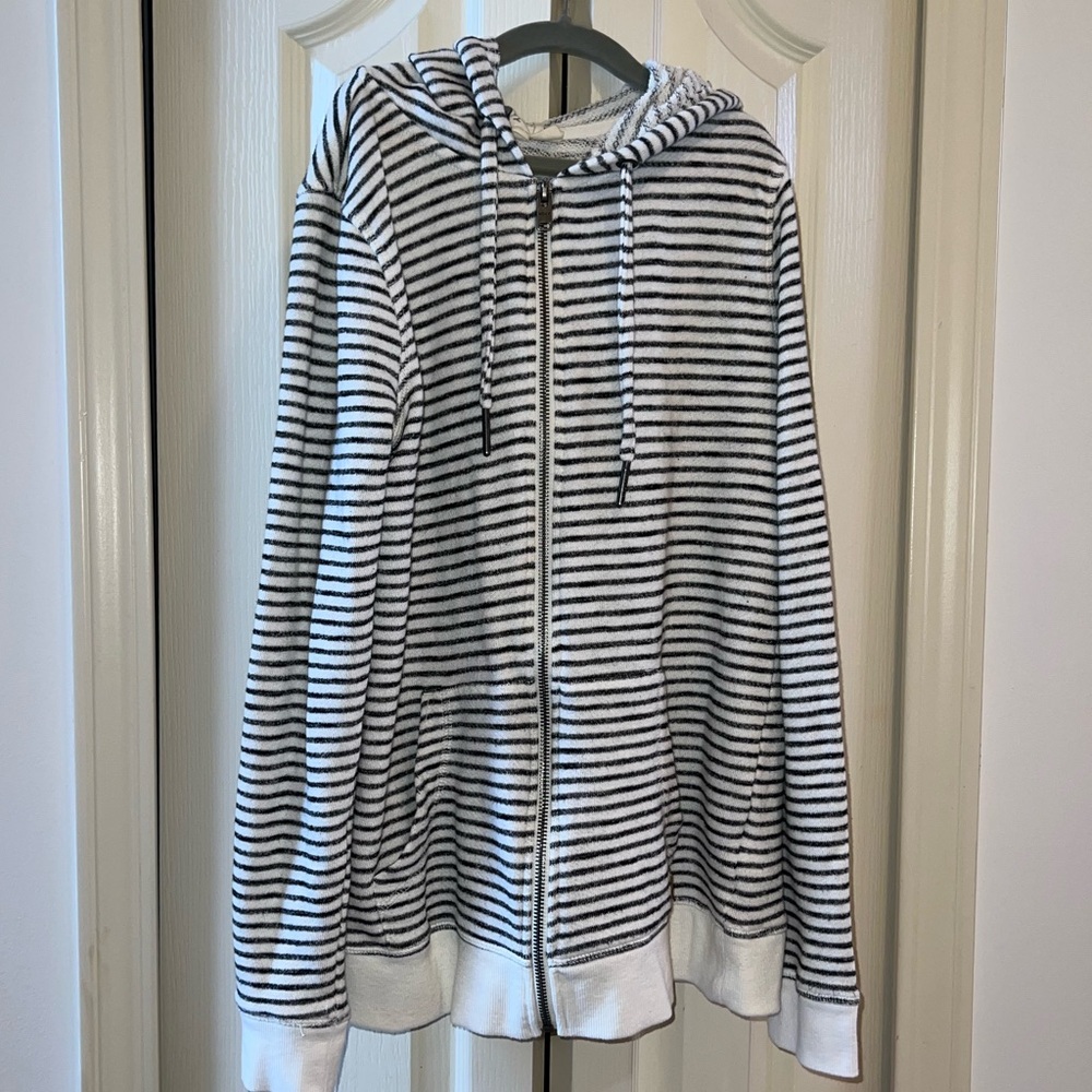 Roxy Xs Gray and White Striped Zip Up Hoodie